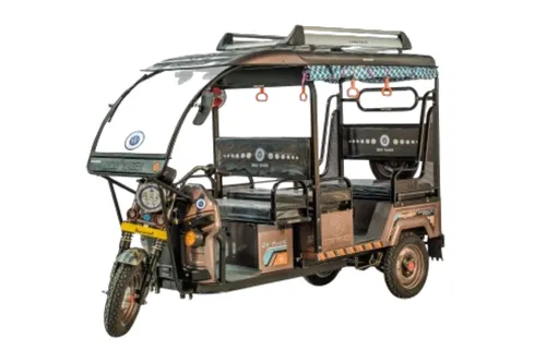 Indo Wagen Q8 Plus