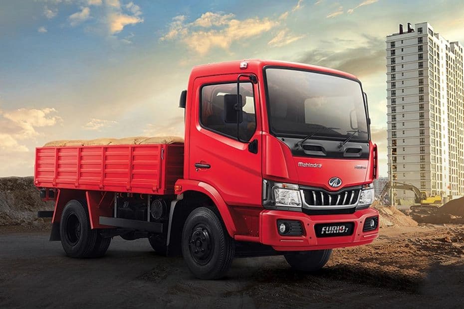 Mahindra Furio 7 HD Cargo Right Front Three Quarter