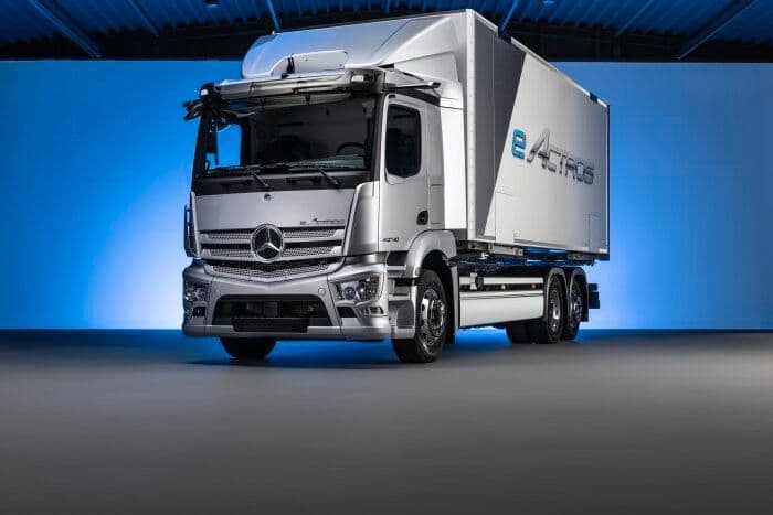 D604564-eActros.jpg