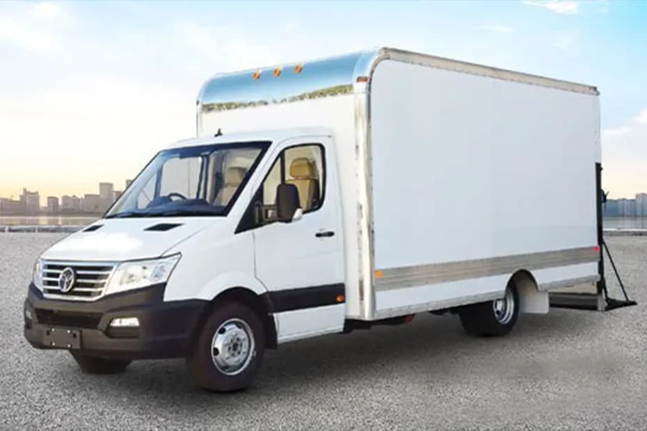 Jupiter EV Star CC Front left Side