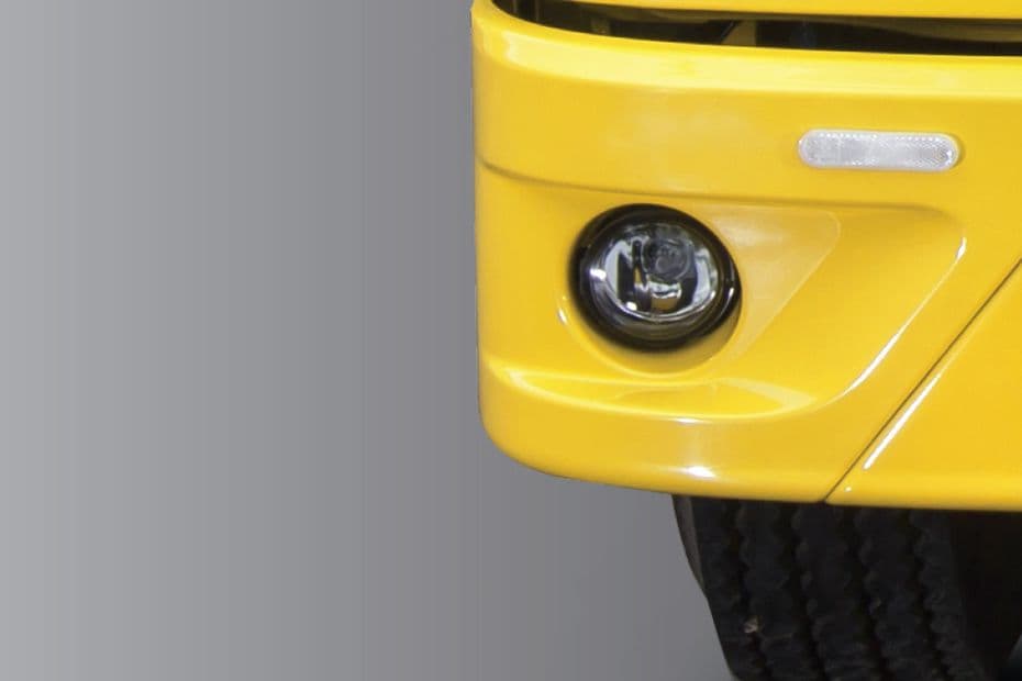 Eicher Pro 2110XPT Front Light