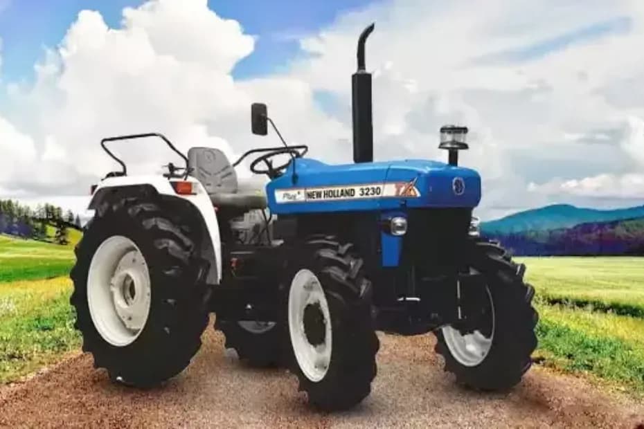 New Holland 3230 TX Super 4WD Right Front Three Quarter