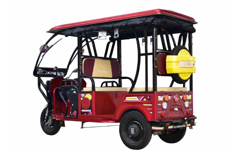 GK Rickshaw ER India G7s Red & Black Left Rear Three Quarter