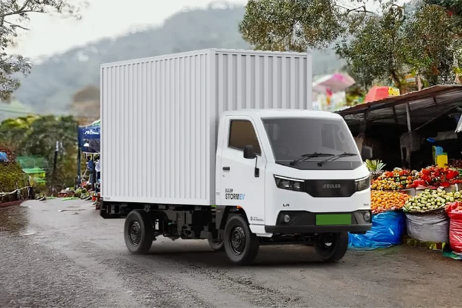 Euler StormEV LongRange200 Right Front Three Quarter