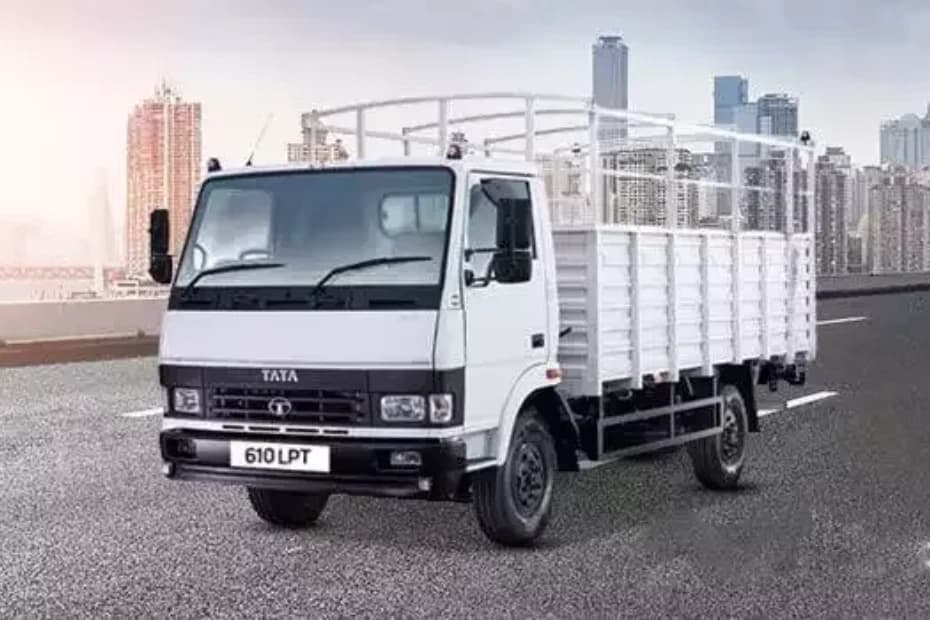 Tata 610 LPT Left Front Three Quarter