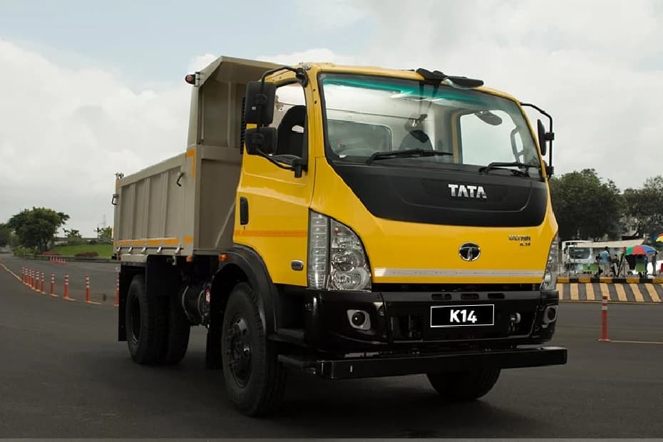 K.14 Ultra Right Front Three Quarters