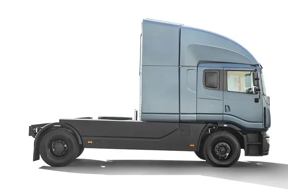 Tata Prima E.55S Right Side View