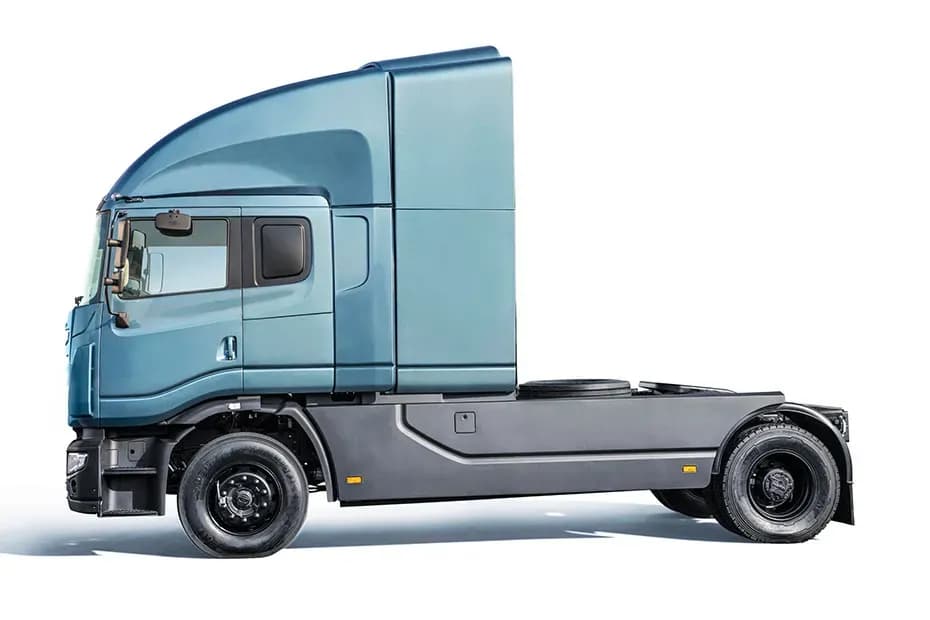 Tata Prima H.55S Left Side View