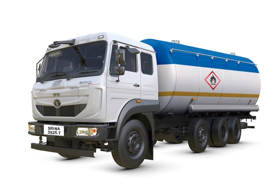 Tata Signa 3525.T Tanker Front Left Side