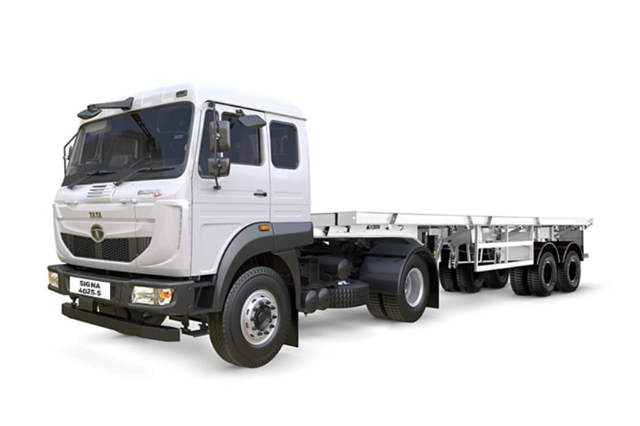 Tata Signa 4025.S Front Left Side