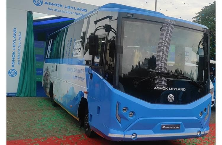 ashok_leyland_hydrogen_bus_7487288551.jpg