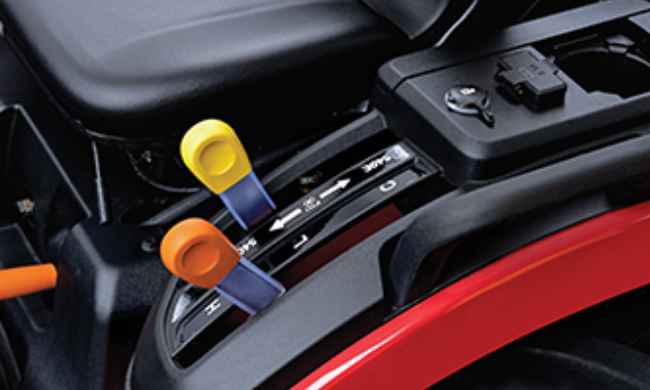 features of mahindra oja tractors.PNG