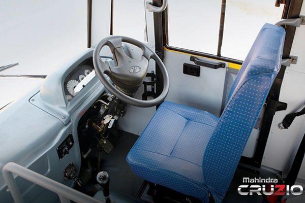 Mahindra Cruzio Staff Bus 3800 images