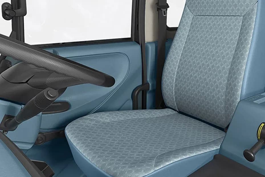 Eicher Pro 6035TM Driver Seat