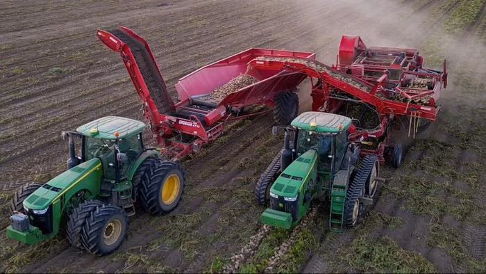 john-deere-spudnik.avif