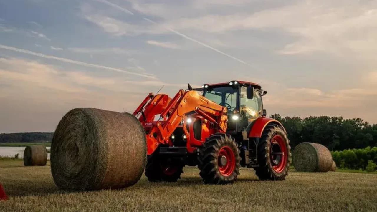 kubota_tractors_2d11012534.webp