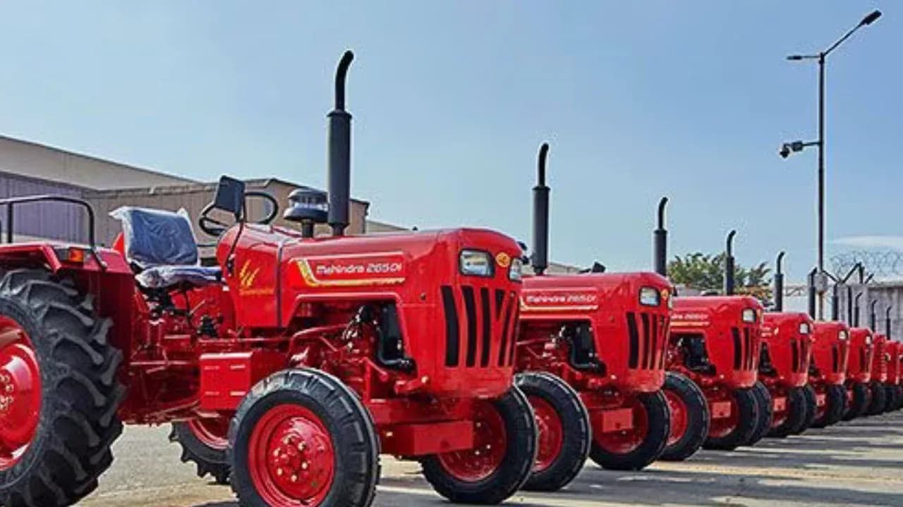 mahindra_tractors_7035c2824c.webp