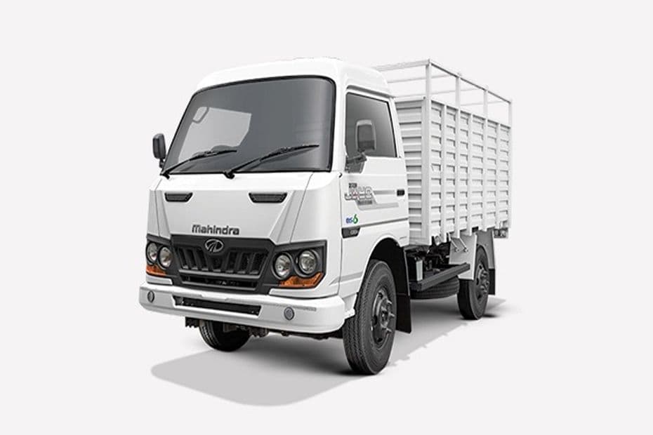 Mahindra Jayo BS6 Left Front Three Quarter