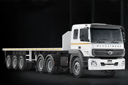 BharatBenz 5528T 6x4 Front Right Side