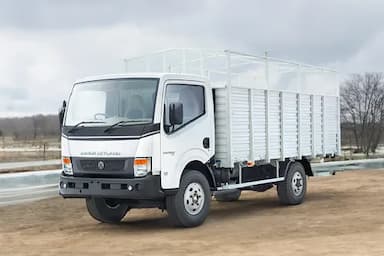 अशोक लीलैंड पार्टनर 4 टायर