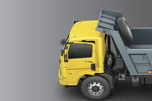 Eicher Pro 2095XPT Front Left Side