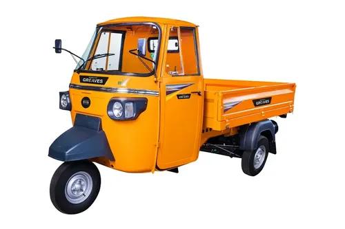Greaves D435 Cargo Yellow Colour