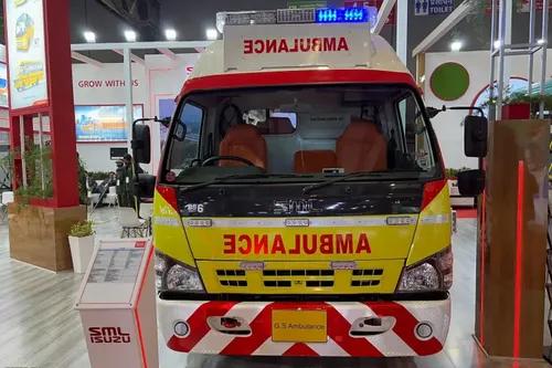 SML Isuzu GS Ambulance White Color