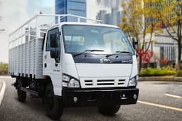 एसएमएल इसुझू सर्ताज जीएस 59