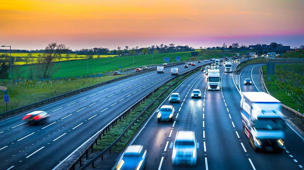 uk_commercila_vehicle_b2f52b0b38.jpg