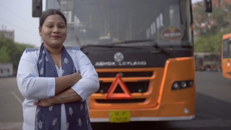 women_driver_8772c2d130.jpg