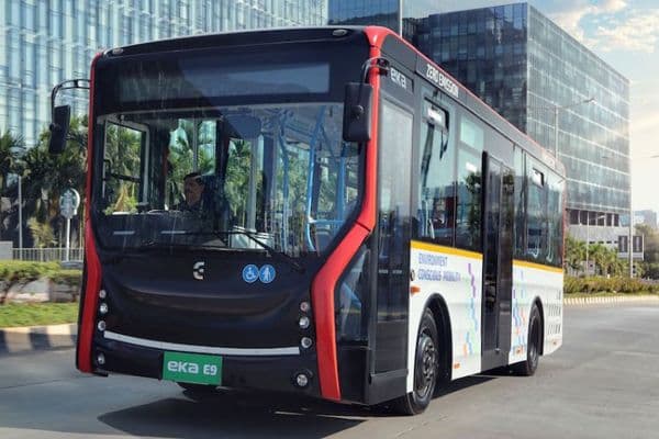ईका E9