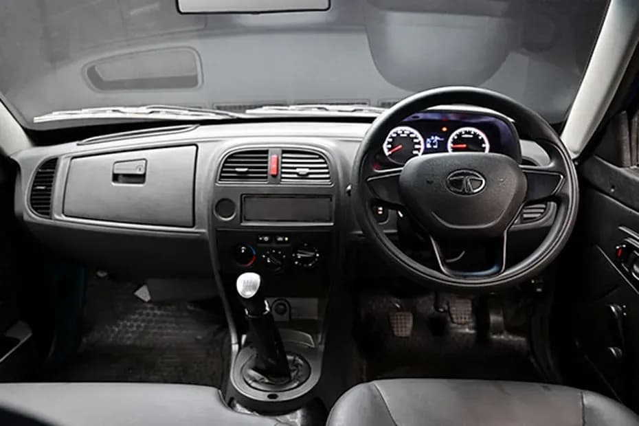  Tata Yodha 2.0 interior image