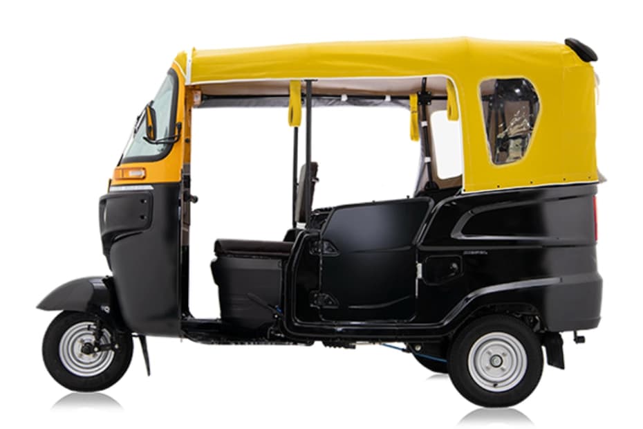 Bajaj Maxima Z Black-Yellow Left Side View
