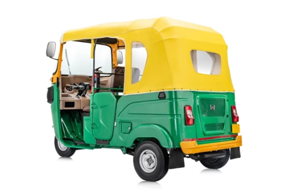 Bajaj RE Left Rear Three Quarter
