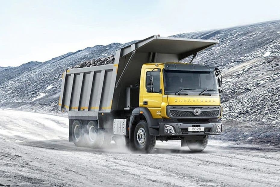 BharatBenz 2828CH Exterior Image