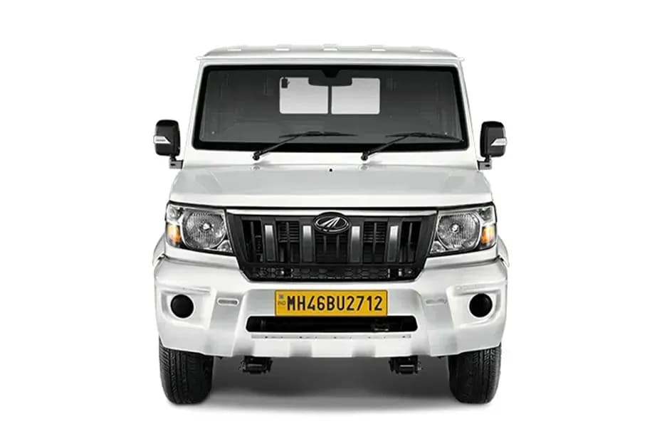Mahindra Bolero MaXX Pik-Up City White Colour