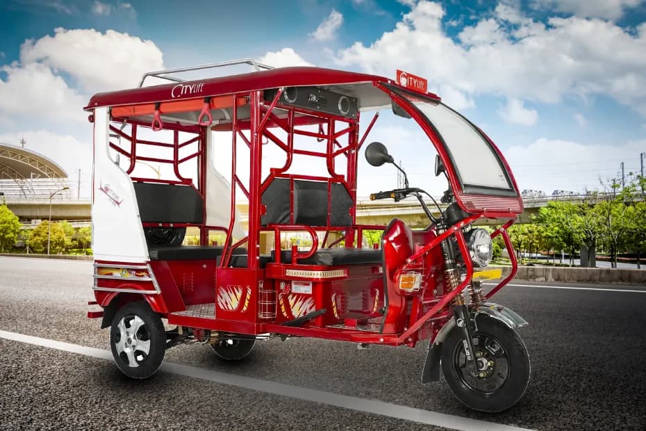 City Life Butterfly Super Deluxe XV850 Right Side