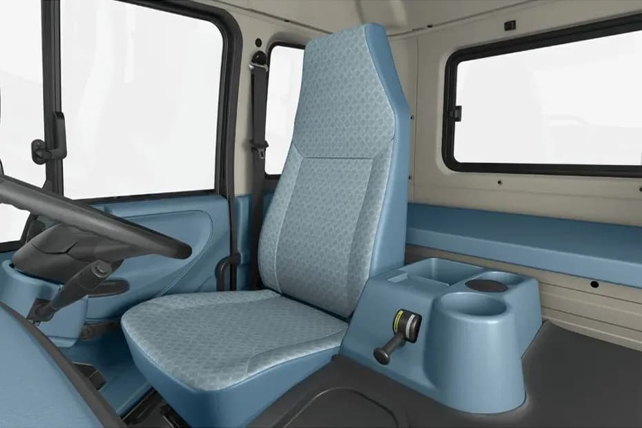 Eicher Pro 6055 4x2 interior image