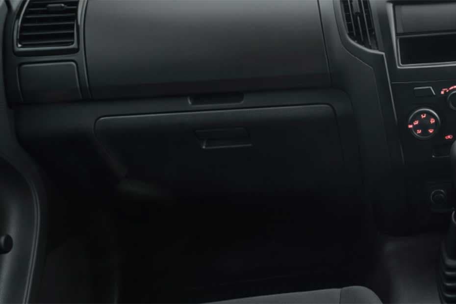 Isuzu D-Max Glovebox (closed)