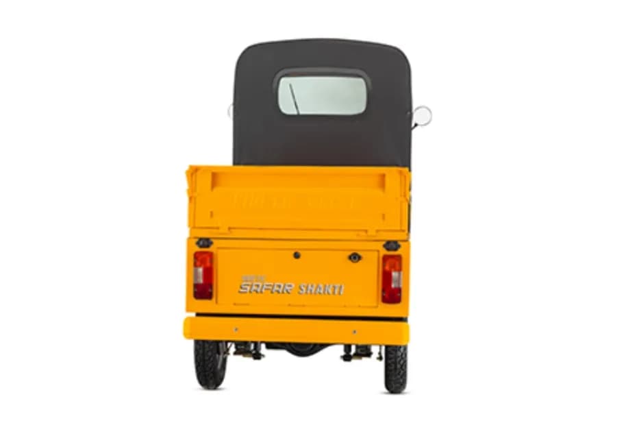 Kinetic Safar Shakti Rear Side