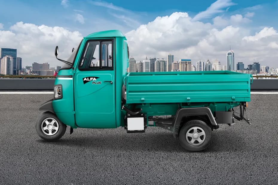 Mahindra Alfa Plus CNG Left Side
