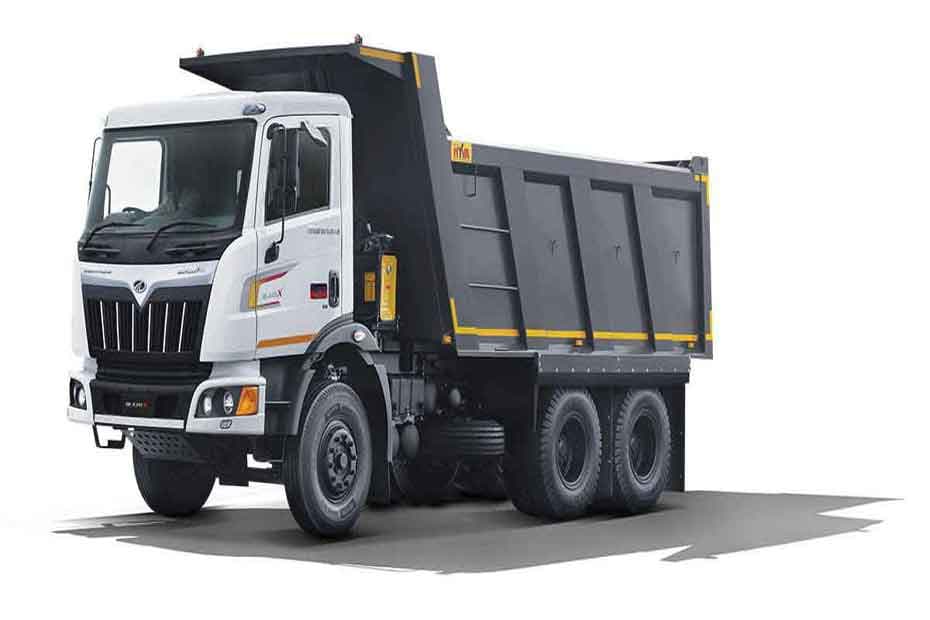 Mahindra Blazo X 28 Tipper Front Left Side