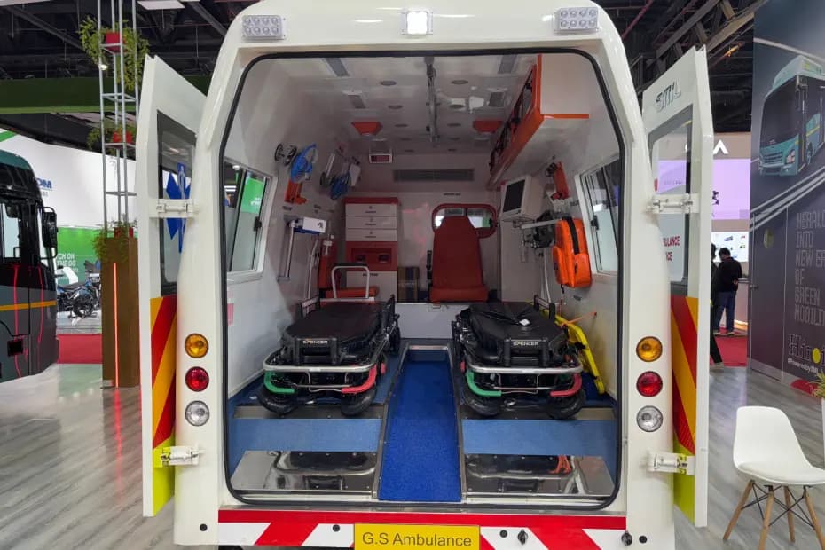 SML Isuzu GS Ambulance