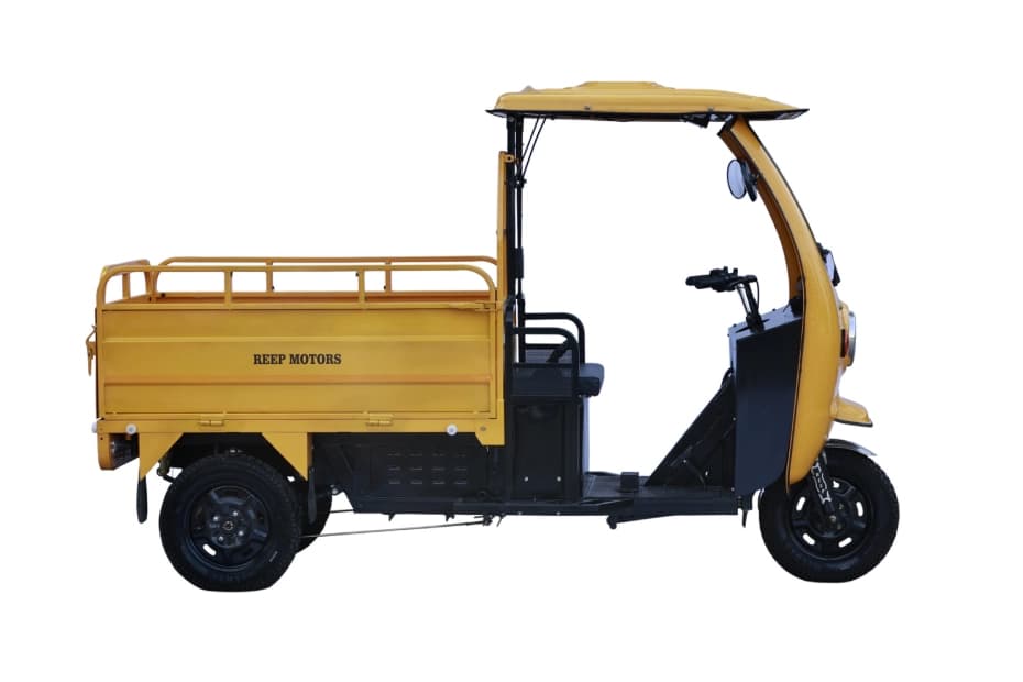 L3 Open Load Body With Dashboard Right Side View