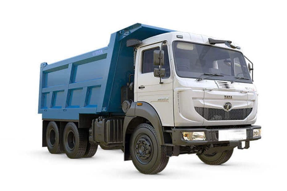 Tata Signa 2823.K HD 9S Front Right Side