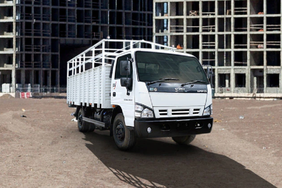 SML Isuzu Super GS Exterior Image