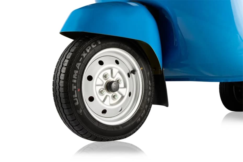 TVS King EV Max Metallic Fender