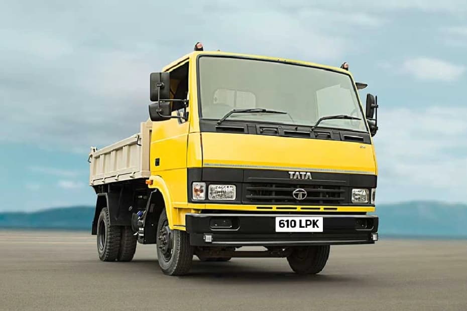 Tata 610 LPK Right Front Three Quarter