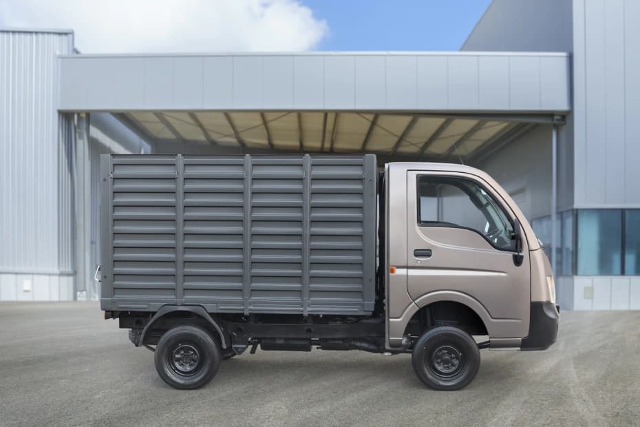 Tata Ace Flex Fuel Right Side View