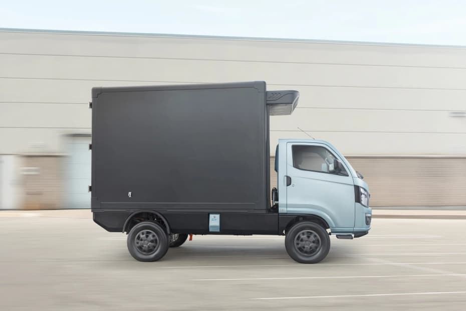 Tata Intra EV Pickup Right Side View